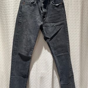 low waisted levi jeans